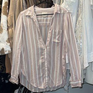 American Eagle Button Down